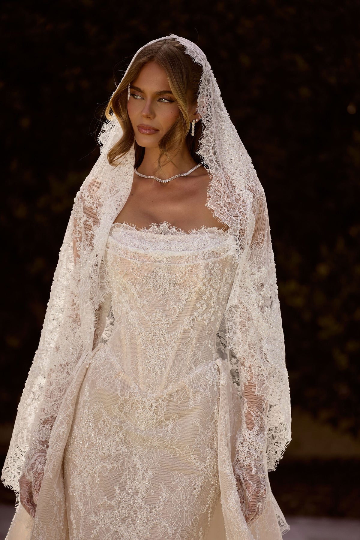 Bella Rose Veil