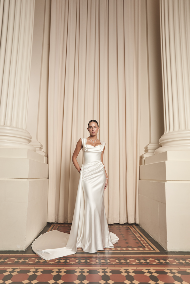 Woods in Silk White